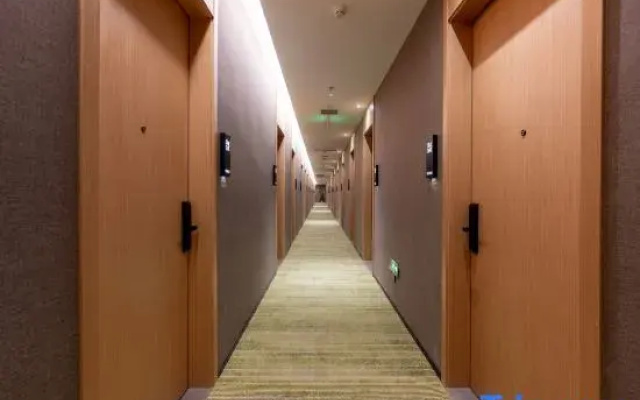 TRUE GO Hotel (Beijing Daxue Zhongguancun Subway Station)