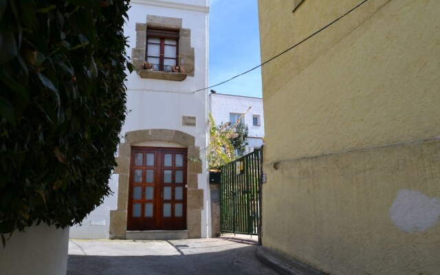 Отель Hostal Casa Torrent вид на фасад