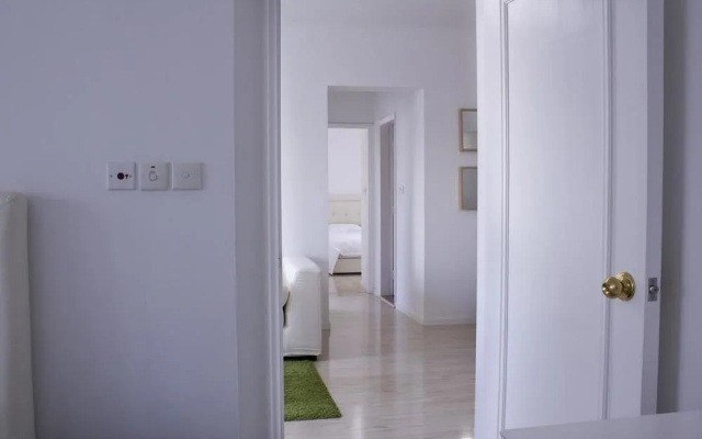 Yuanlai International Serviced Apartments