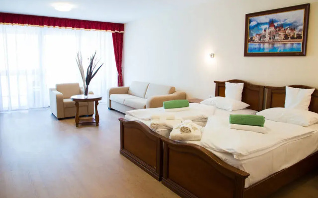 Luxury Spa And Conference Hotel