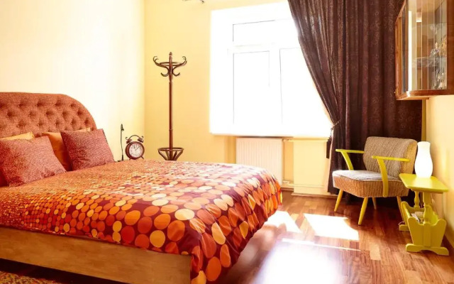 Lovely Funky Flat near Royal Park