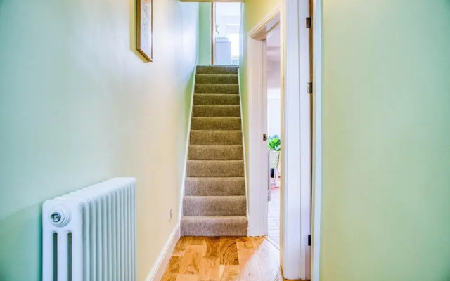 Woodville Road - 2 Bedroom House - Mumbles