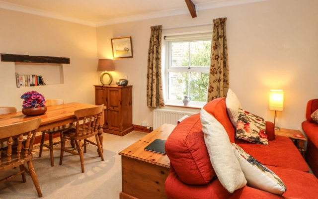 Crescent Cottage