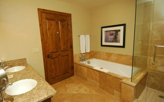 Hyatt Grand Aspen - 2 Br Condo