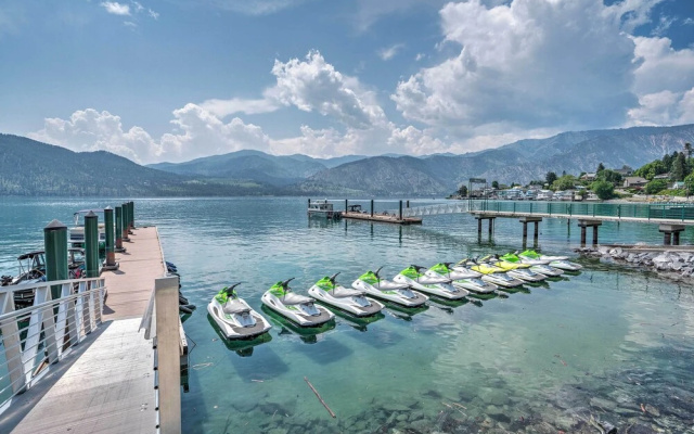 Lake Chelan Condo, Walk to Brewery & Wineries
