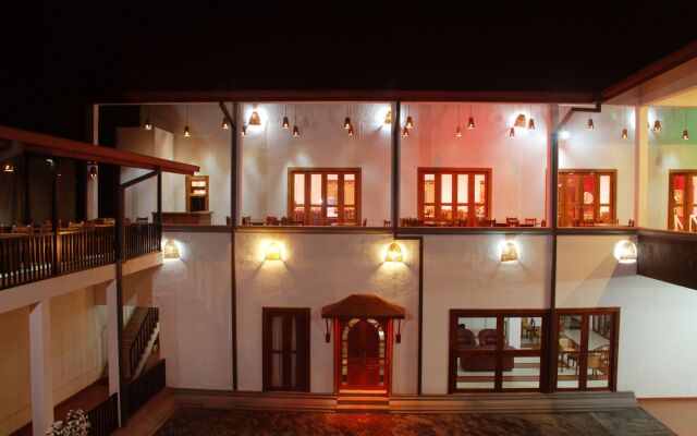 Отель The Triangle Hotel Шри-Ланка, Анурадхапура - отзывы, цены и фото номеров - забронировать отель The Triangle Hotel онлайн вид на фасад