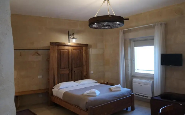 Sassi e Virtù