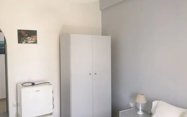 Kirki Apartments