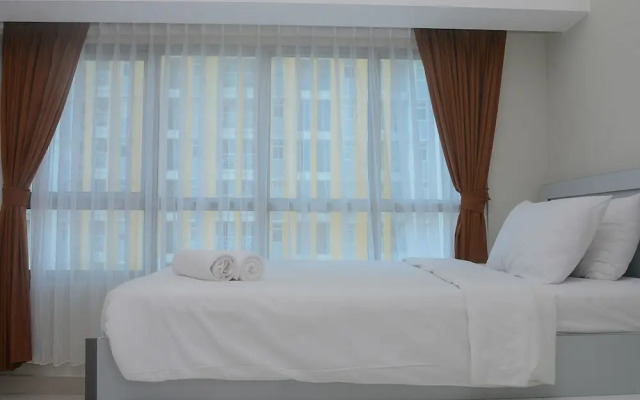 Elegant and Comfy Studio at Springlake Summarecon Apartment
