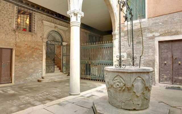 Апартаменты Grimaldi Apartments – Cannaregio, Dorsoduro e Santa Croce вид на фасад