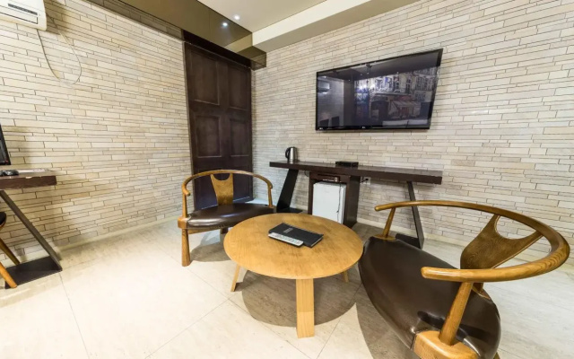 Sinchon Hotel GAEUL
