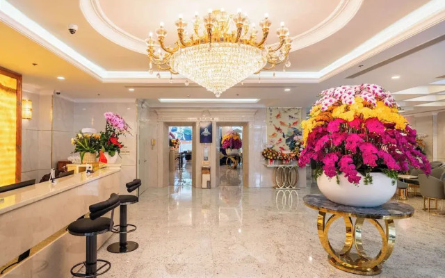 Le Saigon Grand Hotel