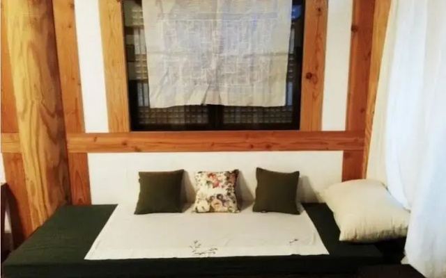 Eoddeon Hanok Guesthouse