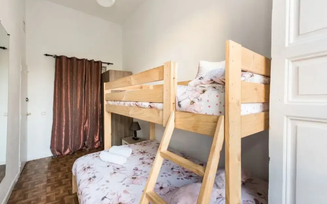 M&F Infantas Apartamento