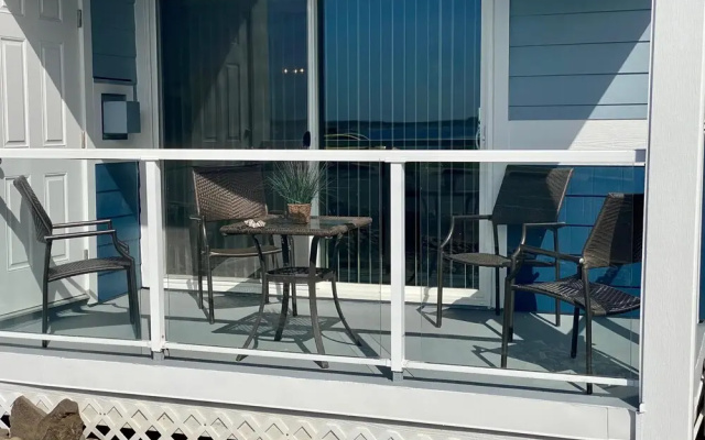 Waters Edge 101 Ocean Front