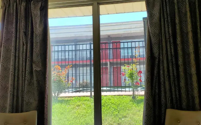 Knights Stay Inn Frankfort