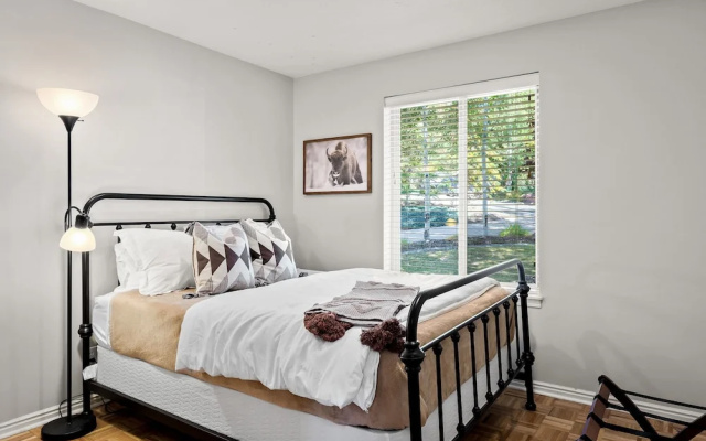 Golden Park City Getaway