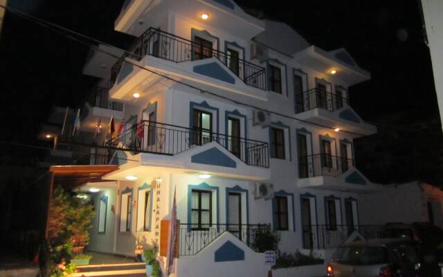 Vural Apart Hotel Чешме вид на фасад