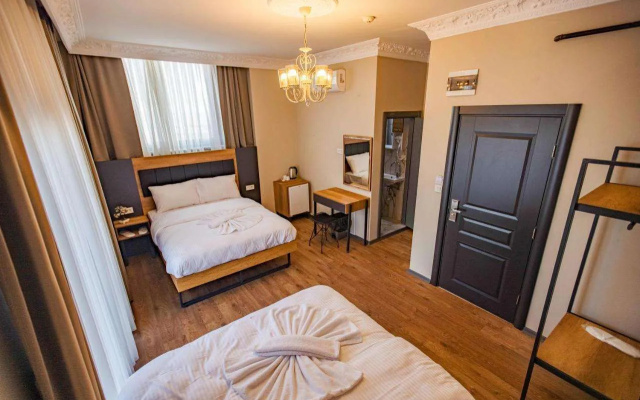 Grand Balyan Hotel & Restaurant