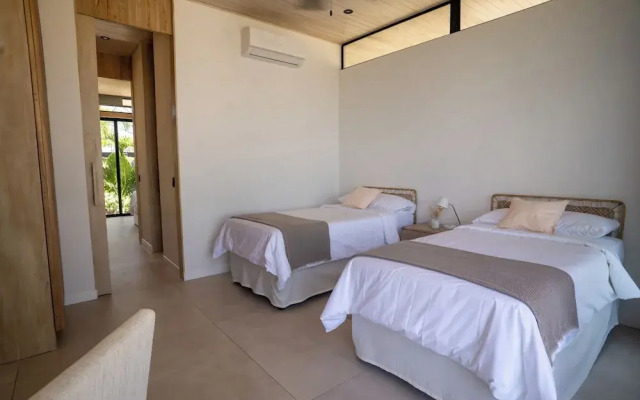 Casita Niaku by Wynwood House