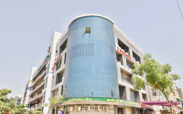 Laxmi Palace By Oyo Rooms