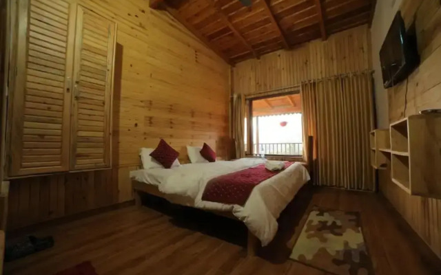 Goroomgo Wooden Umbrella Bhimtal