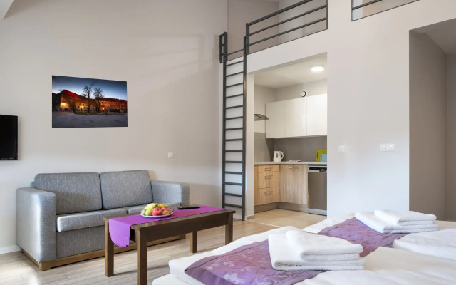Emaus Apartments
