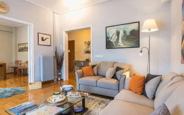 Park View Apartment Near Athens Museum