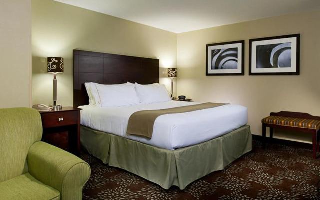 Holiday Inn Express & Suites Pittsburgh West - Greentree by IHG