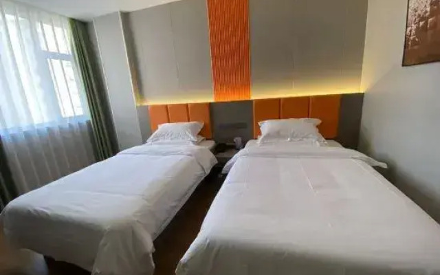 Wanrong New World Hotel