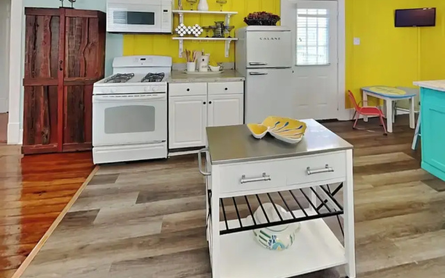 Seawall Celebration Manor by Ryson Vacation Rentals