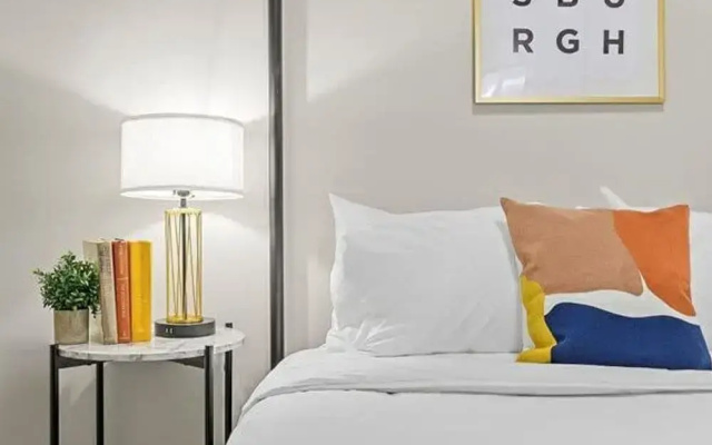 Cozysuites Stunning 1BR Downtown Pittsburgh
