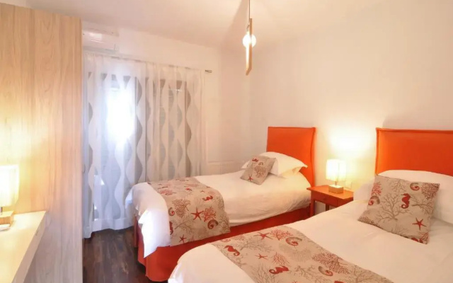 Stephandra Villa