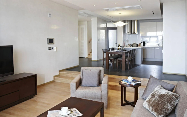 Lotte Resort Jeju Artvillas