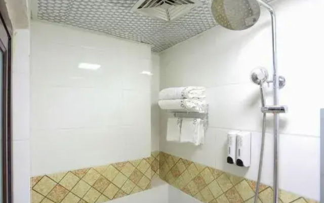 Hillcom Guest House