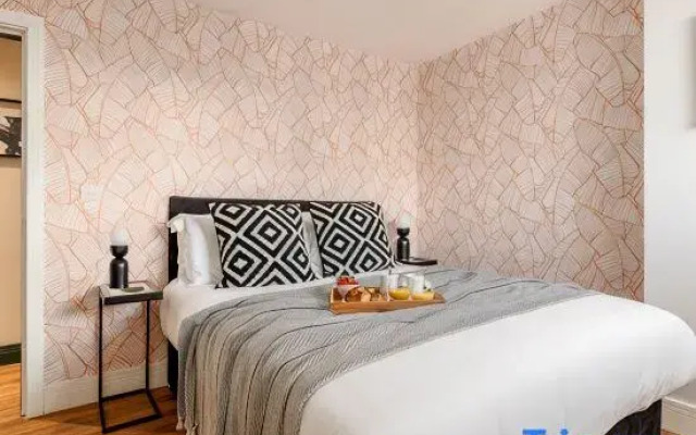 Wholesome Family 3-Bed, 2-Bath Apt; Free Gym & PKG
