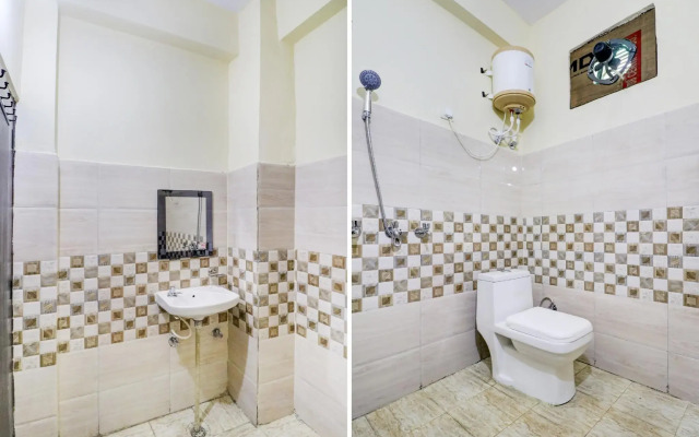 OYO 78587 Vip Residency