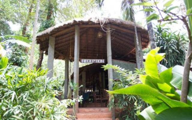 Отель Bhakti Kutir Huts Индия, Южный Гоа - отзывы, цены и фото номеров - забронировать отель Bhakti Kutir Huts онлайн вид на фасад