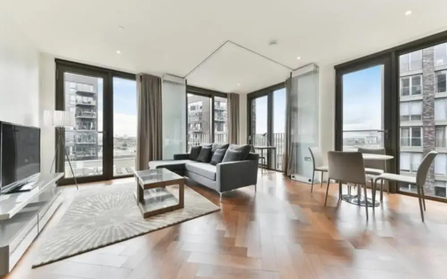Londwell - Stunning Designer Penthouse, US Embassy