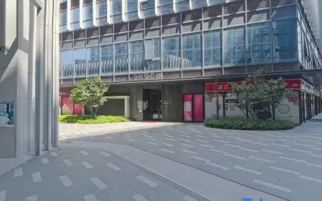 Elegance Hotel  (Xiamen North Station Store)