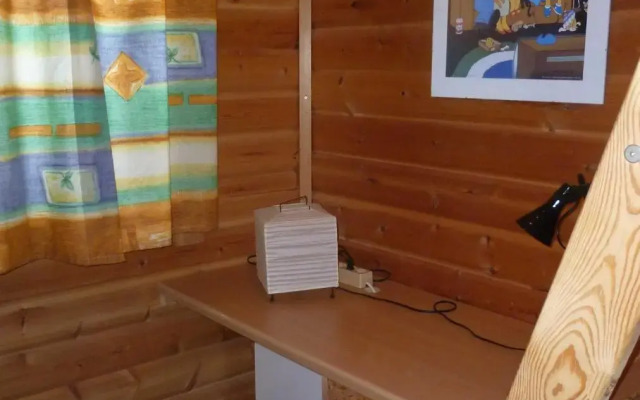 Holzblockhaus mit Kamin am Kite-, Surf- und Badestrand