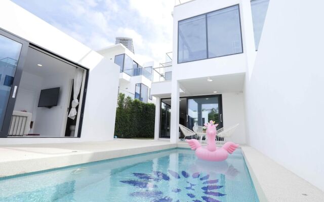 Private Pool, Luxury Villa in Central Pattaya, 8PPL (Palmc9) 1