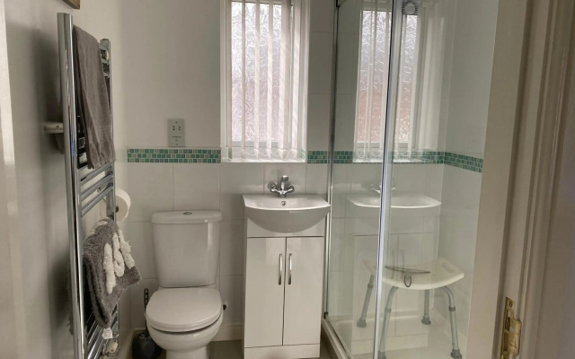 Cosy Dog Friendly Cottage, Sleeps 4, Bridlington