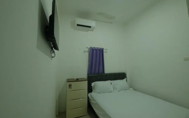 Hotel O Penginapan Permata Hijau Syariah Near Bukit Teletubbies