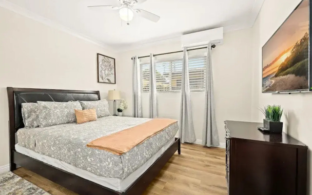 Bright&Cozy Getaway 10min to Downtown LA