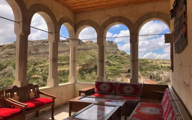 RZA Cave Hotel