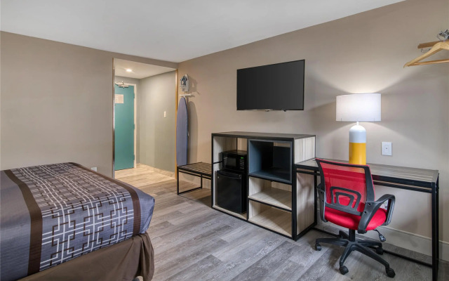 Yankee Clipper Inn, SureStay Collection by Best Western