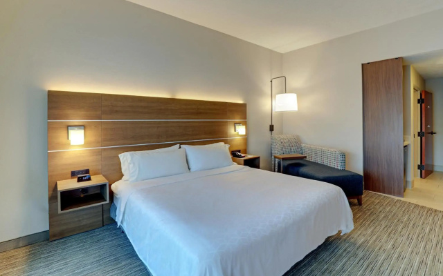 Holiday Inn Express Campbellsville by IHG