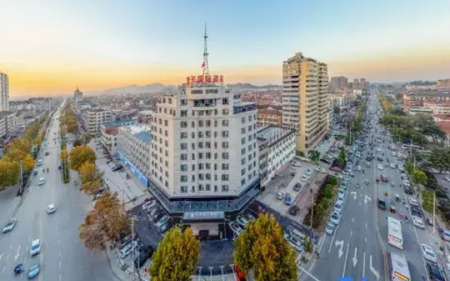 Wuxue Chutian International Hotel