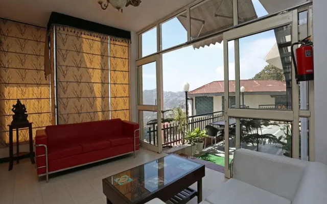OYO 2366 Hotel Vaydantaa